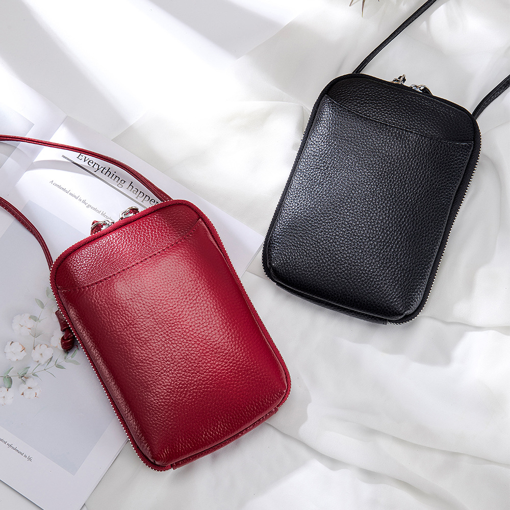 Genuine Leather One Shoulder B - Luxury Bags Consignment recension och pris