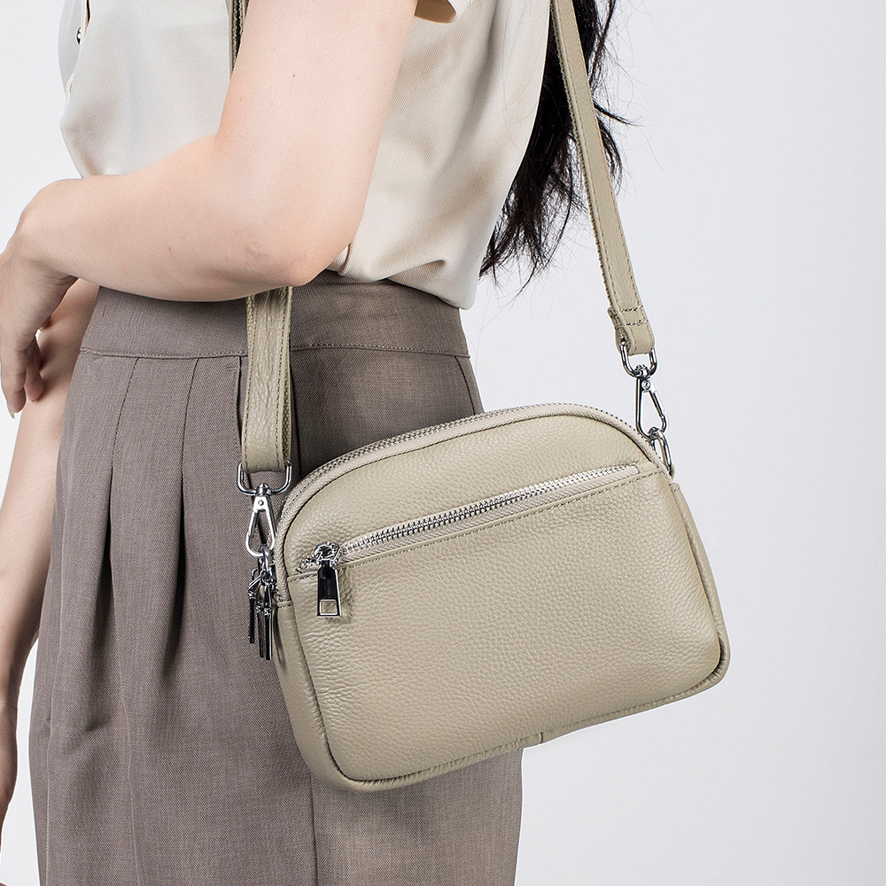 Genuine Leather Versatile Shou - Luxury Bags Consignment recension och pris